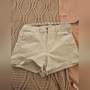 Wax Jean White High-Waisted‎ Jean Shorts